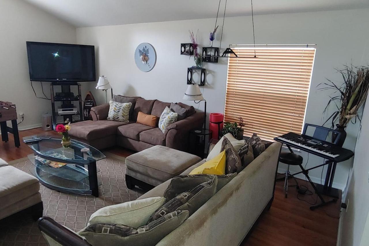 Cozy And Conveniently Located Pool Home With Free Wifi Tampa Exterior photo